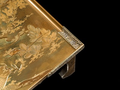 Lot 210 - A MAGNIFICENT MATCHING GOLD LACQUER SET OF A SUZURIBAKO (WRITING BOX) AND A BUNDAI (WRITING DESK)