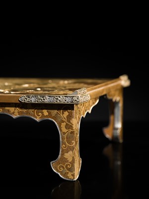 Lot 210 - A MAGNIFICENT MATCHING GOLD LACQUER SET OF A SUZURIBAKO (WRITING BOX) AND A BUNDAI (WRITING DESK)