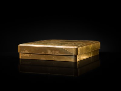 Lot 210 - A MAGNIFICENT MATCHING GOLD LACQUER SET OF A SUZURIBAKO (WRITING BOX) AND A BUNDAI (WRITING DESK)