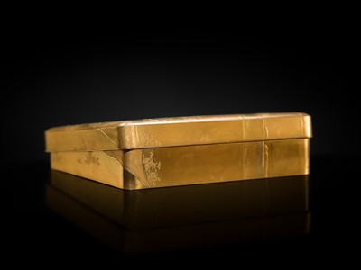 Lot 210 - A MAGNIFICENT MATCHING GOLD LACQUER SET OF A SUZURIBAKO (WRITING BOX) AND A BUNDAI (WRITING DESK)
