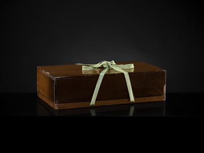 Lot 210 - A MAGNIFICENT MATCHING GOLD LACQUER SET OF A SUZURIBAKO (WRITING BOX) AND A BUNDAI (WRITING DESK)