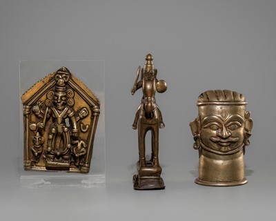 A LOT WITH TWO MIXED METAL FIGURES AND A VOTIVE PLAQUE, 17TH-18TH CENTURY