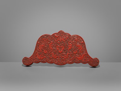 Lot 868 - A CINNABAR LACQUER ‘NINE BATS’ BOX, c. 1900s