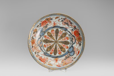 Lot 1575 - A ‘FLORAL’ IMARI PORCELAIN DISH