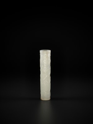 Lot 97 - A WHITE JADE BRUSH COVER, QING DYNASTY