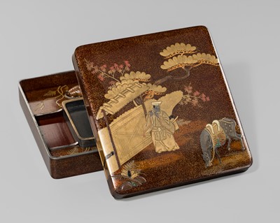 A FINE INLAID LACQUER ‘MINAMOTO NO NAKAKUNI PLAYING THE FLUTE’ SUZURIBAKO (WRITING BOX)