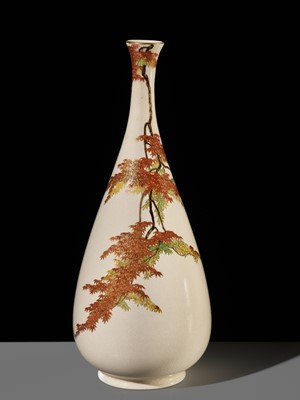 Lot 150 - YABU MEIZAN: A FINE AND LARGE SATSUMA CERAMIC ‘AUTUMN MAPLE LEAVES’ BOTTLE VASE
