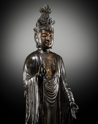 THE LARGE AND IMPRESSIVE ‘KASTEEL DE HAAR’ GILT-LACQUERED BRONZE FIGURE OF KANNON BOSATSU, LATE EDO TO MEIJI PERIOD