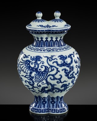 Lot 175 - AN IMPERIAL BLUE AND WHITE 'PHOENIX AND DRAGON' DOUBLE VASE AND COVER, QIANLONG MARK AND OF THE PERIOD