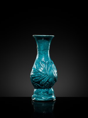 Lot 21 - AN EXTREMELY RARE TURQUOISE-GLAZED ‘LOTUS’ WALL VASE, WANLI MARK AND PERIOD