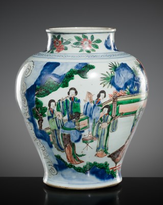 Lot 189 - A LARGE WUCAI PORCELAIN ‘LADIES ON COURT’ BALUSTER JAR, QING DYNASTY, KANGXI PERIOD