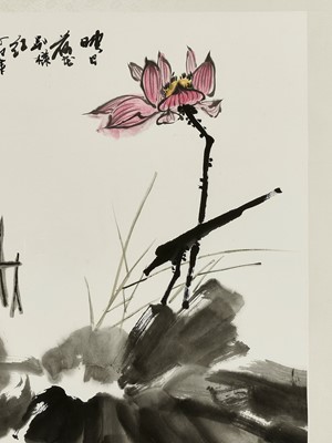 Lot 471 - A PAINTING OF A LOTUS FLOWER, DATED 1987