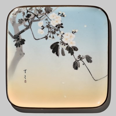 Lot 146 - NAMIKAWA SOSUKE: A FINE CLOISONNÉ ENAMEL ‘BLOSSOMING CHERRY’ TRAY AFTER A DESIGN OF WATANABE SHOTEI