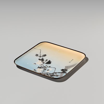 Lot 146 - NAMIKAWA SOSUKE: A FINE CLOISONNÉ ENAMEL ‘BLOSSOMING CHERRY’ TRAY AFTER A DESIGN OF WATANABE SHOTEI