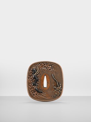 Lot 57 - TSUCHIYA YASUCHIKA V: A LARGE AND SUPERB SUAKA ‘DRAGON’ TSUBA