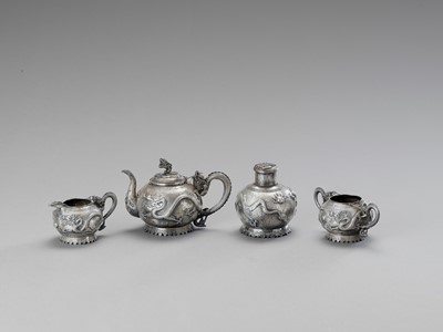 Lot 915 - AN EXPORT SILVER TEA SERVIC, C. 1900