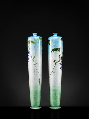 Lot 136 - KUMENO TEITARO: A SUPERB PAIR OF EXCEPTIONALLY LARGE (65 CM) GINBARI CLOISONÉ ENAMEL ‘BLOOMING WISTERIA’ VASES