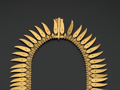 Lot 260 - A RUBY-INSET 18 CARAT GOLD (292 GRAMS) ‘JASMINE BUD’ BRIDAL NECKLACE, MALLIGAI ARUMBU MALAI, TAMIL NADU, 19TH CENTURY