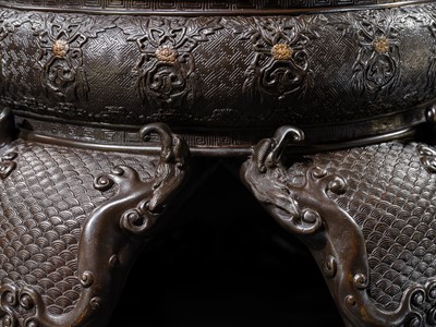 Lot 4 - HAYASHI HARUSADA: A MONUMENTAL (234 CM) PARCEL-GILT BRONZE ‘RYUJIN AND DRAGONS’ EXHIBITION KORO (INCENSE BURNER)