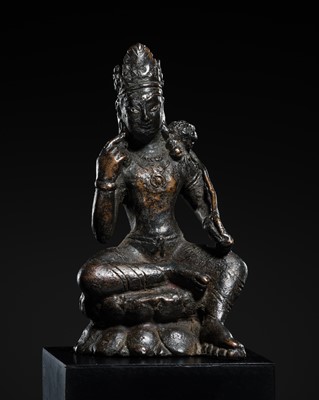 Lot 411 - A SILVER-INLAID BRONZE FIGURE OF PADMAPANI, SWAT VALLEY, 7TH-8TH CENTURY
