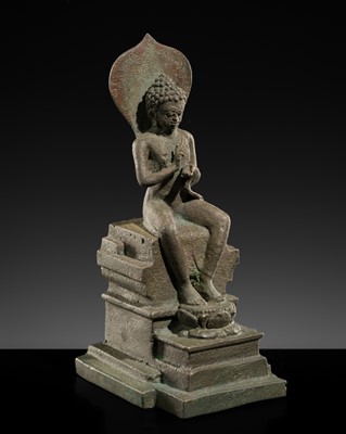 Lot 504 - A FINE AND RARE BRONZE FIGURE OF THE ENTHRONED BUDDHA, CENTRAL JAVA, 9TH-10TH CENTURY