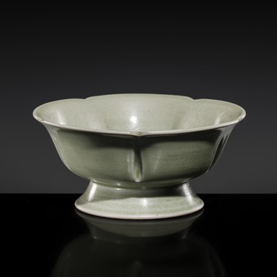 Lot 246 - A YUE LOBED CUP, FIVE DYNASTIES