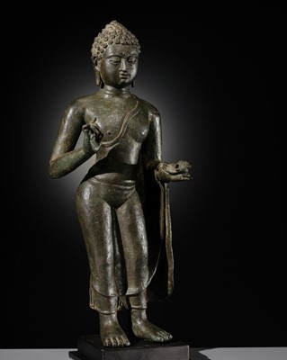 Lot 497 - A BRONZE FIGURE OF BUDDHA, CENTRAL JAVA, 8TH-10TH CENTURY