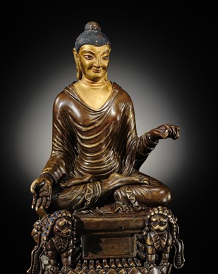 Lot 414 - A RARE AND IMPORTANT FIGURE OF BUDDHA SHAKYAMUNI, GREATER SWAT REGION, 7TH-8TH CENTURY