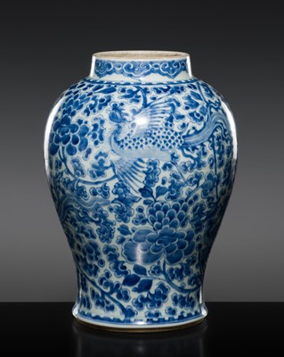Lot 260 - A FINE BLUE AND WHITE ‘PHOENIX’ BALUSTER VASE, KANGXI PERIOD