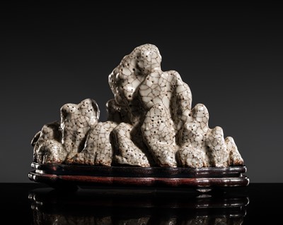Lot 285 - A GUAN-TYPE GLAZED ‘SCHOLAR’S ROCK’ BRUSH REST, 19TH CENTURY