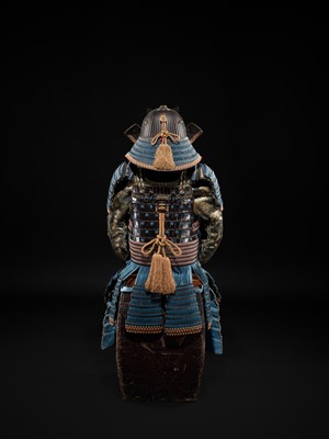 Lot 91 - SAOTOME: AN IMPRESSIVE OKEGAWA NIMAI-DO GUSOKU (TWO-PIECE CUIRASS ARMOR) AND SUJIBACHI KABUTO, WITH NKBKHK KOSHU TOKUBETSU KICHO (ESPECIALLY IMPORTANT) SHIRYO CERTIFICATE