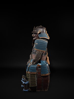Lot 91 - SAOTOME: AN IMPRESSIVE OKEGAWA NIMAI-DO GUSOKU (TWO-PIECE CUIRASS ARMOR) AND SUJIBACHI KABUTO, WITH NKBKHK KOSHU TOKUBETSU KICHO (ESPECIALLY IMPORTANT) SHIRYO CERTIFICATE