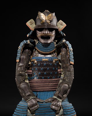 Lot 91 - SAOTOME: AN IMPRESSIVE OKEGAWA NIMAI-DO GUSOKU (TWO-PIECE CUIRASS ARMOR) AND SUJIBACHI KABUTO, WITH NKBKHK KOSHU TOKUBETSU KICHO (ESPECIALLY IMPORTANT) SHIRYO CERTIFICATE
