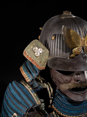 Lot 91 - SAOTOME: AN IMPRESSIVE OKEGAWA NIMAI-DO GUSOKU (TWO-PIECE CUIRASS ARMOR) AND SUJIBACHI KABUTO, WITH NKBKHK KOSHU TOKUBETSU KICHO (ESPECIALLY IMPORTANT) SHIRYO CERTIFICATE