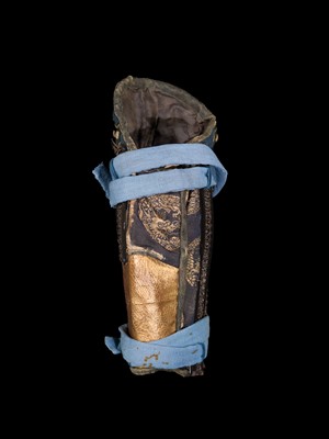 Lot 91 - SAOTOME: AN IMPRESSIVE OKEGAWA NIMAI-DO GUSOKU (TWO-PIECE CUIRASS ARMOR) AND SUJIBACHI KABUTO, WITH NKBKHK KOSHU TOKUBETSU KICHO (ESPECIALLY IMPORTANT) SHIRYO CERTIFICATE