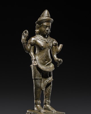 Lot 437 - A BRONZE FIGURE OF VISHNU, ANGKOR PERIOD, 12TH-13TH CENTURY