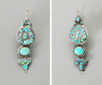 Lot 163 - A PAIR OF SILVER-PLATED METAL AND TURQUOISE EARINGS