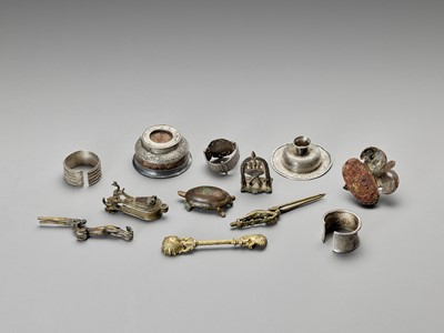 Lot 142 - AN INTERESTING GROUP OF 12 METAL OBJECTS