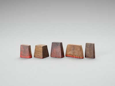 Lot 744 - FIVE CARVED WOOD SEALS, LATE QING TO REPUBLIC