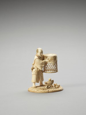 Lot 130 - MUNEHIRO: AN IVORY OKIMONO OF A MAN WITH CHICKENS