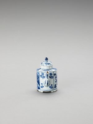 Lot 1101 - A LOBED BLUE AND WHITE PORCELAIN TEAPOT