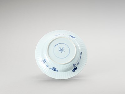 Lot 1111 - A LARGE ‘FLORAL’ BLUE AND WHITE PORCELAIN PLATE