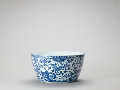 Lot 1143 - A LARGE BLUE AND WHITE PORCELAIN FISHBOWL