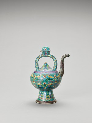 Lot 891 - A CLOISONNE ENAMEL EWER, LATE QING