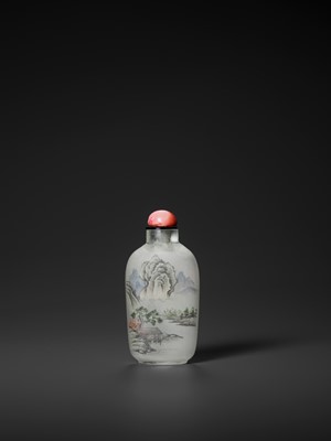 Lot 259 - AN INSIDE-PAINTED GLASS ‘LANDSCAPE’ SNUFF BOTTLE, MIDDLE SCHOOL, LATE QING TO EARLY REPUBLIC