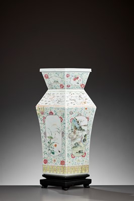 Lot 326 - A FAMILLE ROSE LOZENGE-FORM BALUSTER VASE, LATE QING TO REPUBLIC