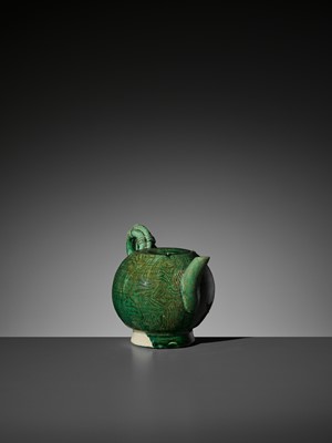 Lot 133 - A GREEN-GLAZED MARBLED TEAPOT, TANG DYNASTY