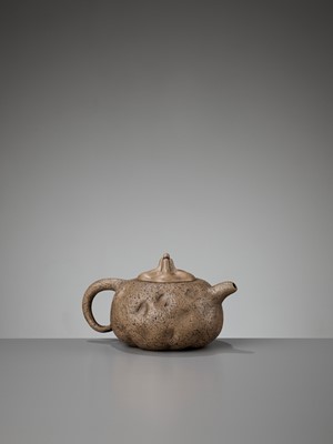 Lot 329 - A YIXING ‘GONG CHUN’ TEAPOT AND COVER BY HUANG YULIN, LATE QING