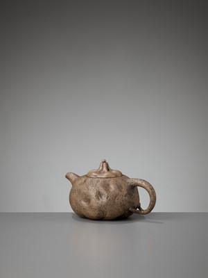 Lot 329 - A YIXING ‘GONG CHUN’ TEAPOT AND COVER BY HUANG YULIN, LATE QING