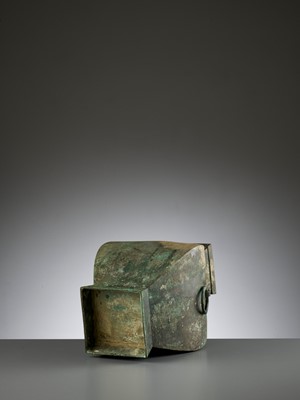 Lot 416 - A BRONZE STORAGE VESSEL AND COVER, FANGHU, HAN DYNASTY